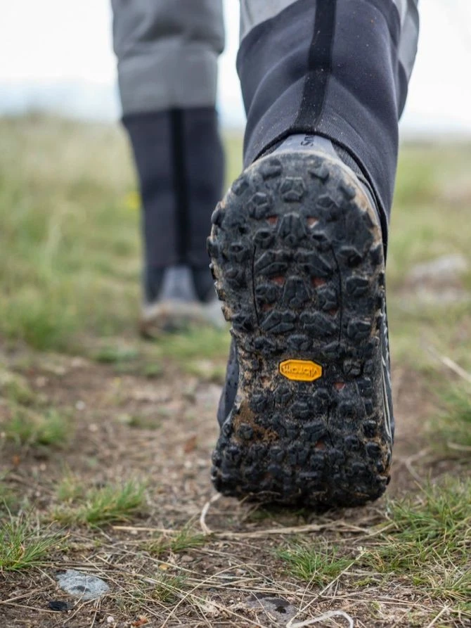 Ultralight Simms Flyweight Wading Boots Vibram Sole - Image 7